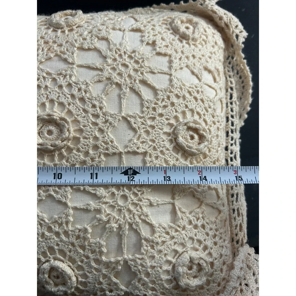 Grandmacore Cottage Crochet Lace Throw Set (3) Pillows Beige Vintage Granny Rose